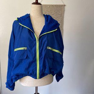 BELLE VERE Cropped Windbreaker Jacket Hood Size Sm